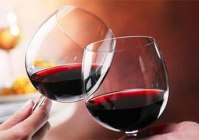 桃红葡萄酒适合夏季饮用的品酒常识