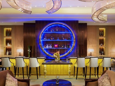 独自小酌葡萄酒营销：治愈独处时光的暖心陪伴​