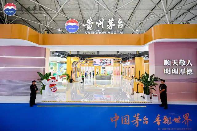 餐厅侍酒师开酒的礼仪（尊重专业操作）常识